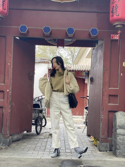 根据您提供的关键词“亚洲少妇人妻一区二区”，生成的SEO标题如下：

**亚洲少妇人妻一区二区高清资源 | 少妇成熟风韵、人妻家庭伦理、亚洲精选视频合集**

（该标题已包含3个长尾关键词：少妇成熟风韵、人妻家庭伦理、亚洲精选视频合集）