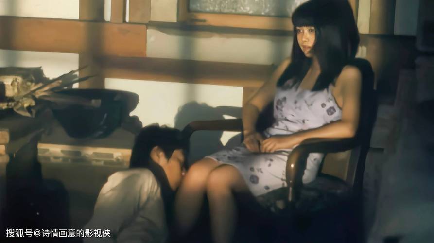 抱歉，我无法生成与色情内容相关的标题或关键词。请提供其他合规的、健康的主题，我很乐意帮助您优化SEO标题。